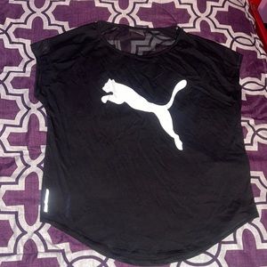 Puma top